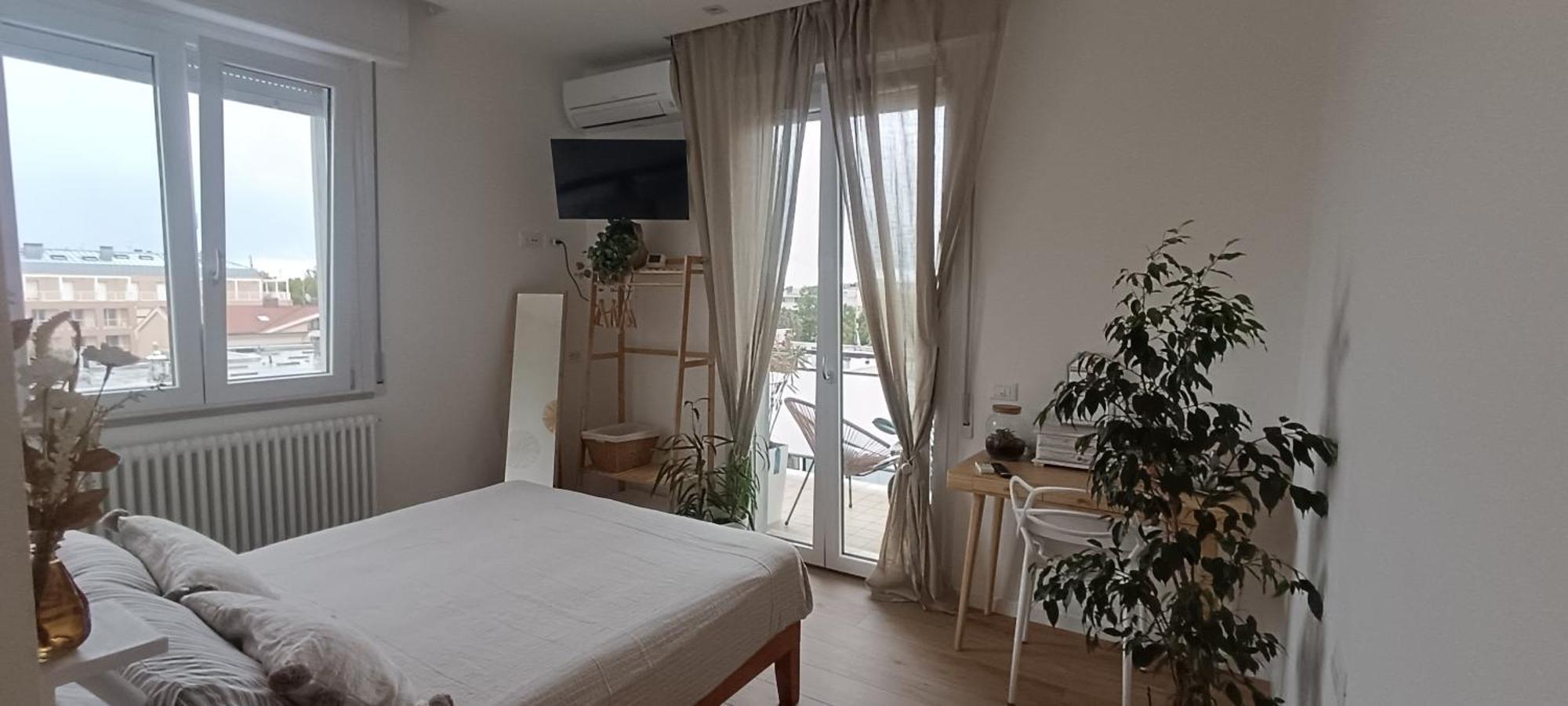 Keizna Rooms Чезена Екстериор снимка