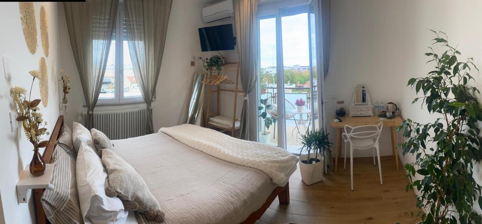 Keizna Rooms Чезена Екстериор снимка