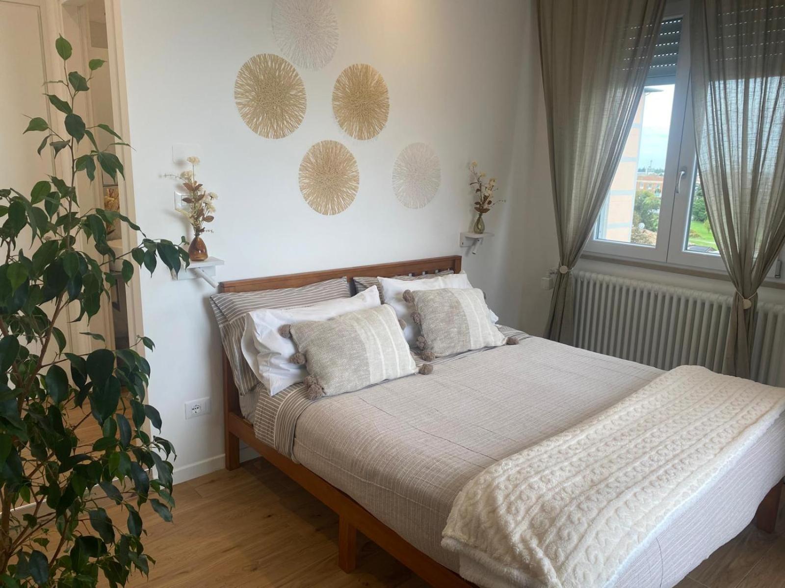 Keizna Rooms Чезена Екстериор снимка